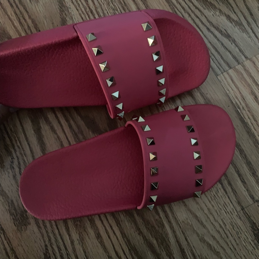Valentino Garavani Pink Studded Sandals - Picture 5 of 5